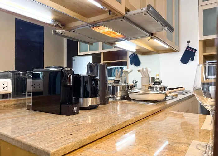 5 Mins To Bts L Large 75 Sqm L Pool And Sauna 度假居 *