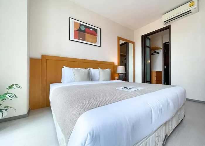 5 Mins To Bts L Large 75 Sqm L Pool And Sauna 度假居 曼谷