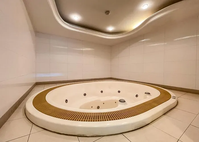 度假居 5 Mins To Bts L Large 75 Sqm L Pool And Sauna *