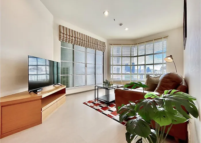 5 Mins To Bts L Large 75 Sqm L Pool And Sauna *